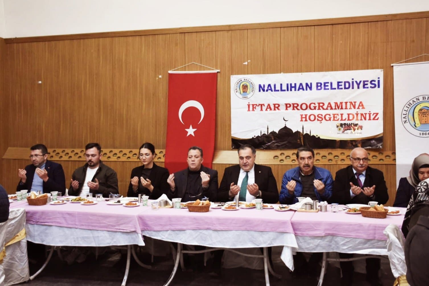 BELEDİYE BAŞKANIMIZ SAYIN ERTUNÇ GÜNGÖR MUHTARLARIMIZ VE STK TEMSİLCİLERİMİZLE BULUŞTU