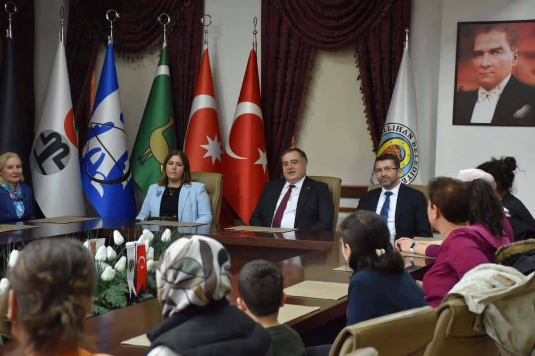 BELEDİYE PERSONELİMİZİN 8 MART DÜNYA KADINLAR GÜNÜ KUTLANDI