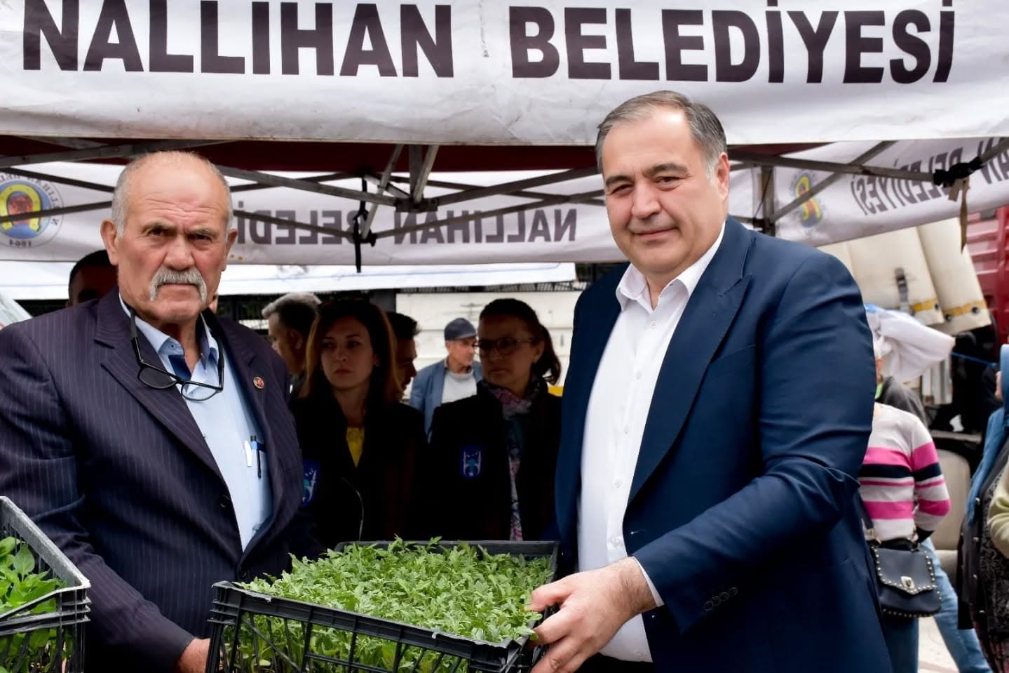 Üreticilerimize ve çiftçilerimize destek olmaya devam ediyoruz